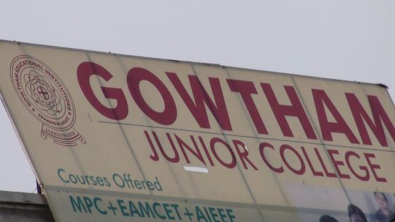 Gowtam JR College R.T.C X Road